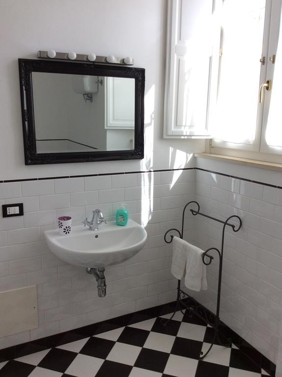 B&B Casa Camelia Noto Bagian luar foto